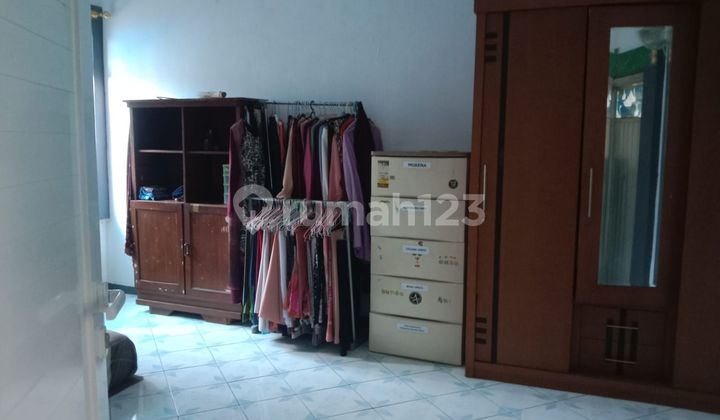 Rumah 4 Kamar Tidur Hadap Timur 10 Menit ke Botani Square Siap KPR J-24693 2
