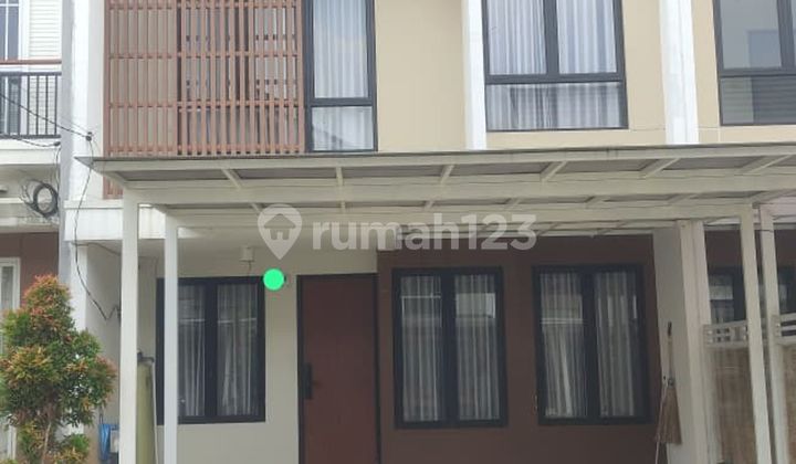 3 Bedroom House 15 Minutes to Tiara Hospital Bekasi Ready for KPR Facing North J39051 3 Bedroom House 15 Minutes to Tiara Hospital Bekasi Ready for KPR Facing North J39051