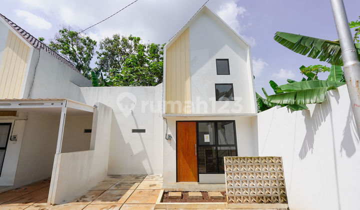 Rumah SHM 2 Lt Siap Huni dekat Plasa Cibubur Dibantu KPR J-35501 Rumah SHM 2 Lt Siap Huni dekat Plasa Cibubur Dibantu KPR J-35501