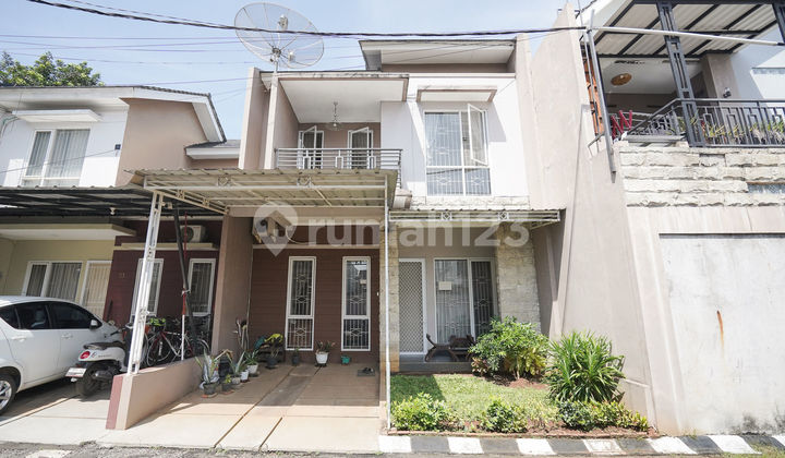 Rumah 2 Lt SHM Hadap Timur 9 Menit ke Mal Ciputra Cibubur J-36321