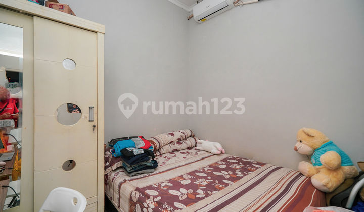 Rumah Terawat 1 Lt Dekat AEON Mall Kota Wisata Hadap Selatan J-24705 2