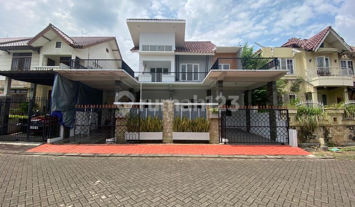 North-Facing Luxury House 10 Minutes to Trans Studio Mall Cibubur J-38281