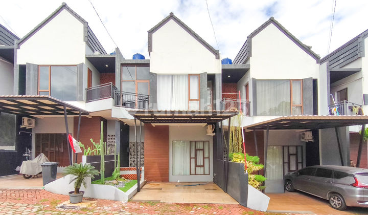 Rumah 2 Lantai Modern Akses Dekat Stasiun Rawa Buntu Siap KPR J31881