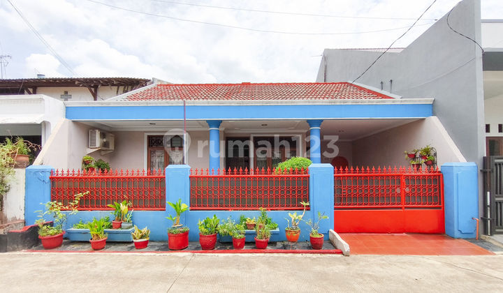 Rumah Luas 1 Lantai 10 Menit ke Stasiun Bekasi Bebas Banjir J37130