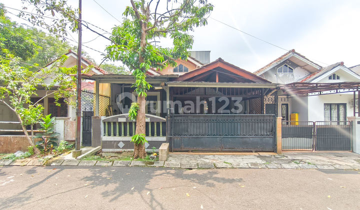 Rumah SHM LB 150 Siap KPR 15 Menit ke Living World Alam Sutera J-36749