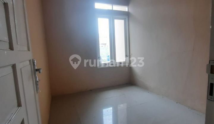 Rumah Hadap Selatan 10 Mnt ke Mandaya Royal Hospital Puri J-37291 2