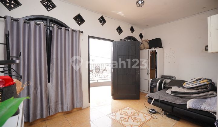 Rumah 4 KT Siap Huni 15 Menit ke Stasiun Bekasi Hadap Utara J25094 2