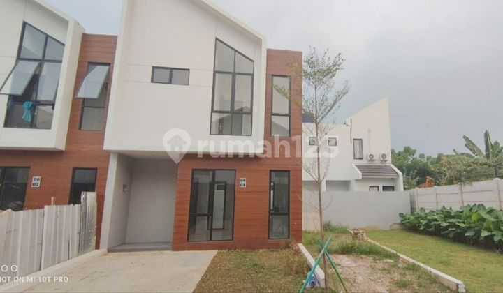 South Facing House LT 113 Ready to Occupy 8 Minutes to Daan Mogot Mall J-37793