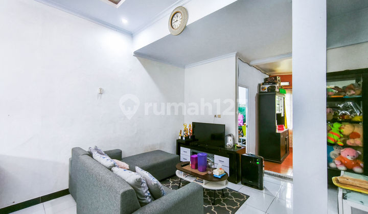 2-Storey House Strategically Located Near Sentul 1 Toll Gate, North-Facing J39341