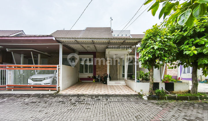 Rumah 2 Lantai 10 Menit ke Transmart Yasmin Bogor Hadap Selatan J32407