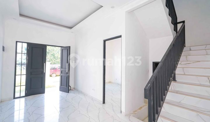 Rumah Hadap Timur 6 Menit ke RS Citra Medika Depok SHM Dibantu KPR J-37615 2