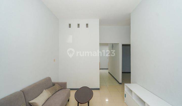 Rumah Minimalis SHM 10 Mnt ke Lippo Plaza Ekalokasari Siap KPR J25211 2