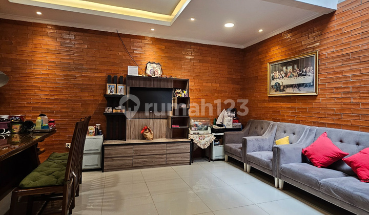 For Sale Beautiful Semi Furnished Bohemia House in Gading Serpong For Sale Beautiful Semi Furnished Bohemia House in Gading Serpong