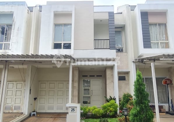 For sale beautiful starling house summarecon gading aerpong