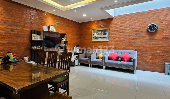 For Sale Beautiful Semi Furnished Bohemia House in Gading Serpong For Sale Beautiful Semi Furnished Bohemia House in Gading Serpong