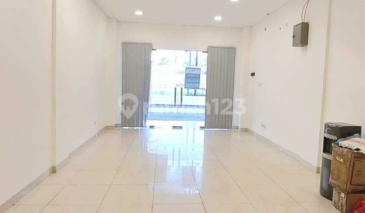 For Rent: 3-Storey Ruko Icon Roadside BSD City 2