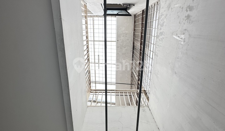 Dijual Paling Murah Rumah Kireina Park Nusaloka BSD City 2