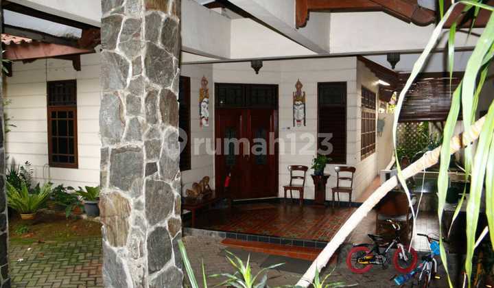 Rumah halaman luas di Pondok labu ada paviliun aktif SHM