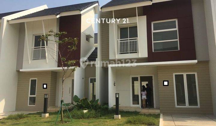 Rumah Bagus Siap Huni Di LC 018 Sumarecon Emerald Karawang 2