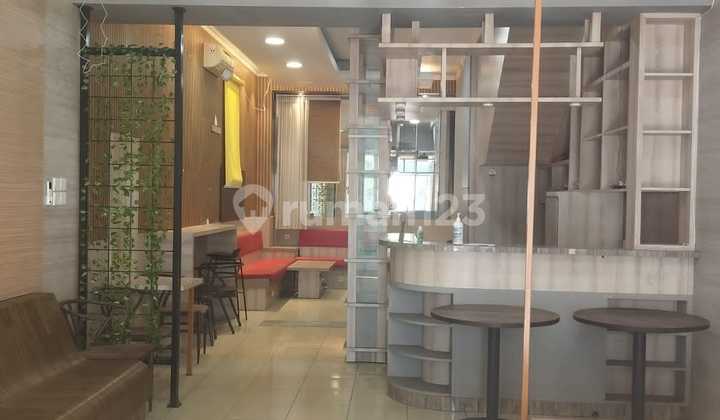 Disewakan Furnished Lantai 1 Ruko Alicante Gading Serpong 
