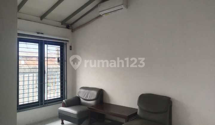 For Sale Ready-to-Live-In House in Benteng Makassar Tangerang