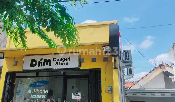 For Rent Strategic Kiosk on Jl. Kelud Raya Semarang, Central Java 1