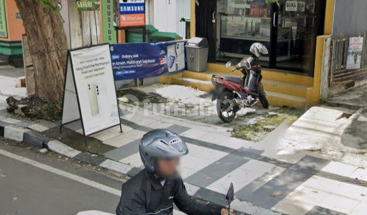 For Rent Strategic Kiosk on Jl. Kelud Raya Semarang, Central Java 2
