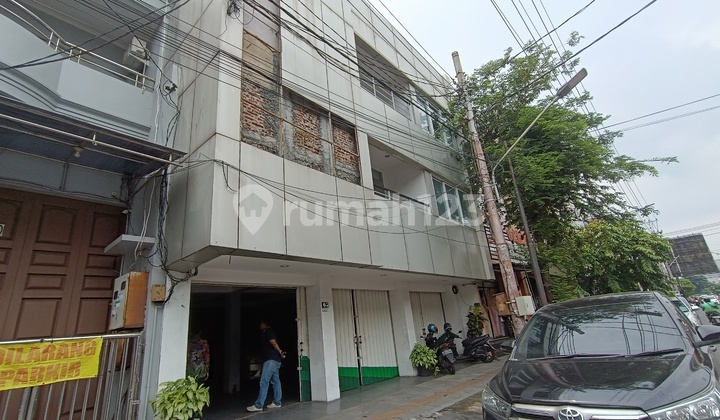 Rumah + Kantor Ruko Jl Gajahmada. Pusat Kota. Sangat Strategis 2