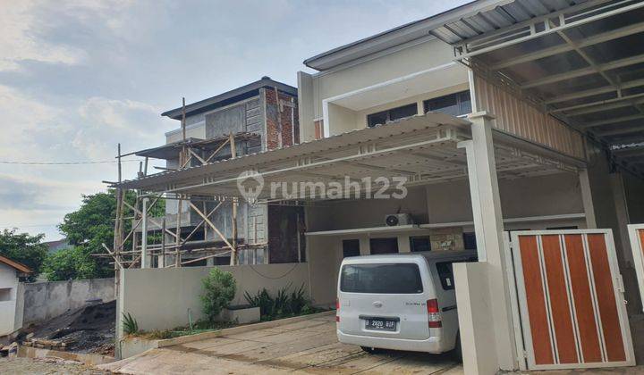  Rumah Bagus di Grafika, Banyumanik SHM - Sertifikat Hak Milik 1