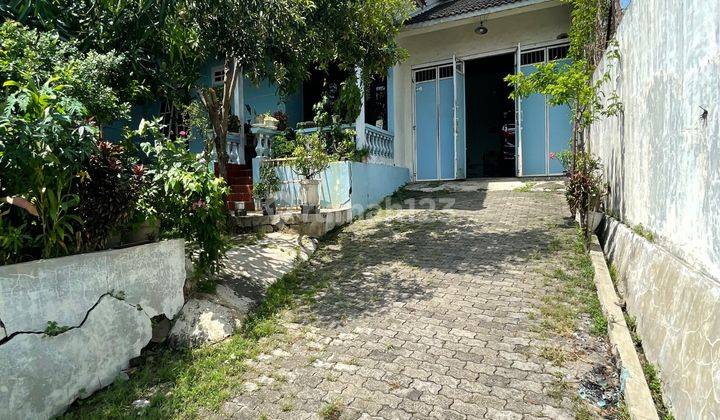 Jual Cepat, Rumah Luas. Di Jl. Gatot Subroto, Pasadena, Manyaran 1