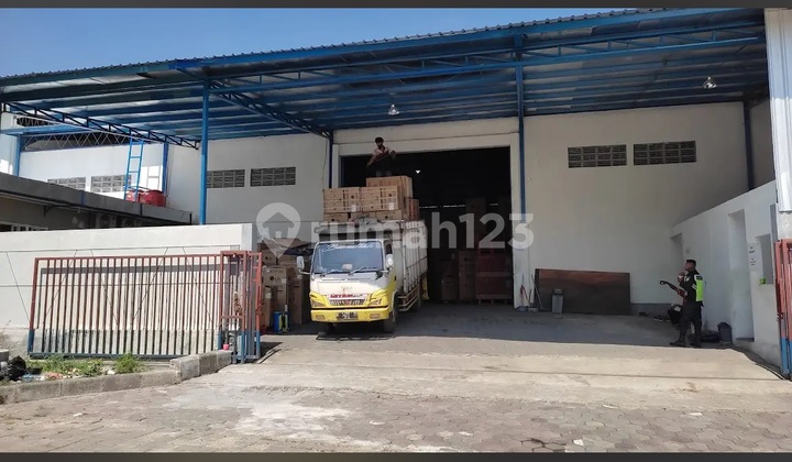 Good Warehouse Flood-Free in Candi Gatsu Industrial Area Phase 5 2