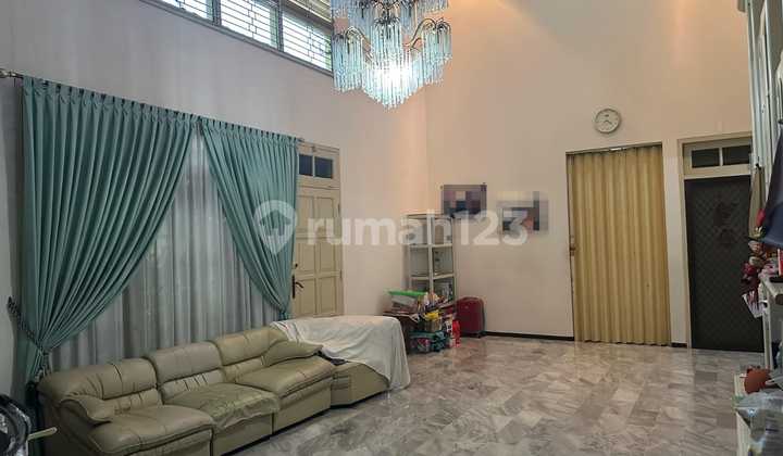 Rumah Tengah Kota. Full Marmer. Bebas Banjir. Pondok Indrapasta 2