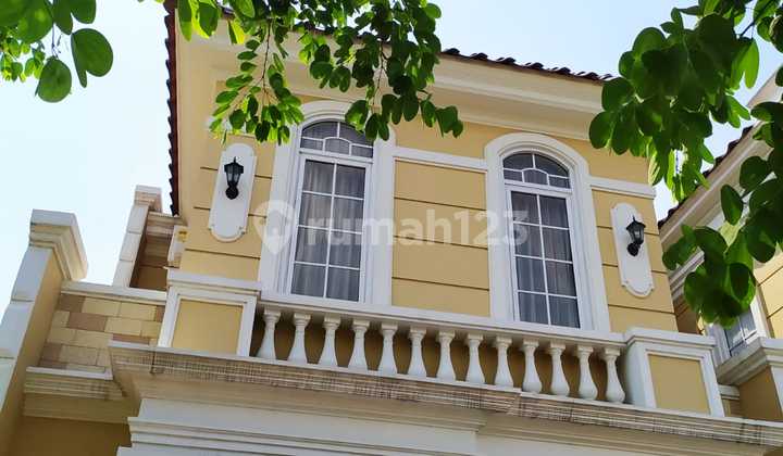 Central City House. Paramount Village. Near Kariadi & Youth Monument 2