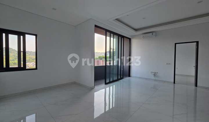 Rumah Mewah Semi Furnish Green Royale Candi Golf 2