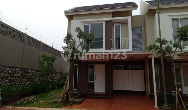 Rumah Full furnished di Malibu Village Paramount Gading Serpong Tangerang 