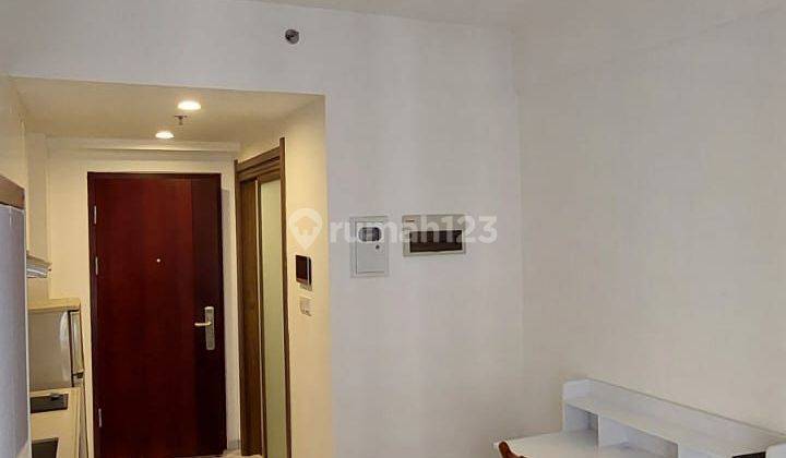 Apartemen Sky House Alam Sutera Tangerang Full Furnished View Pool Murah Bagus 2