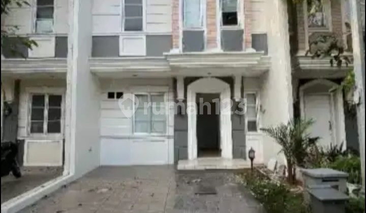 Dijual Rumah Vanya Park Cluster Azura BSD City Semi Furnished