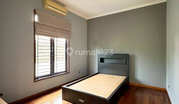 Rumah mewah murah private pool turun harga Masi Nego keras 11