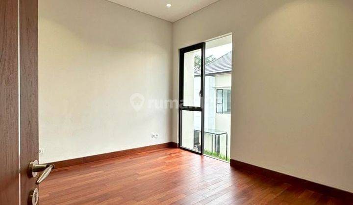 Rumah mewah murah dalam townhouse pinggir jalan raya utama  7