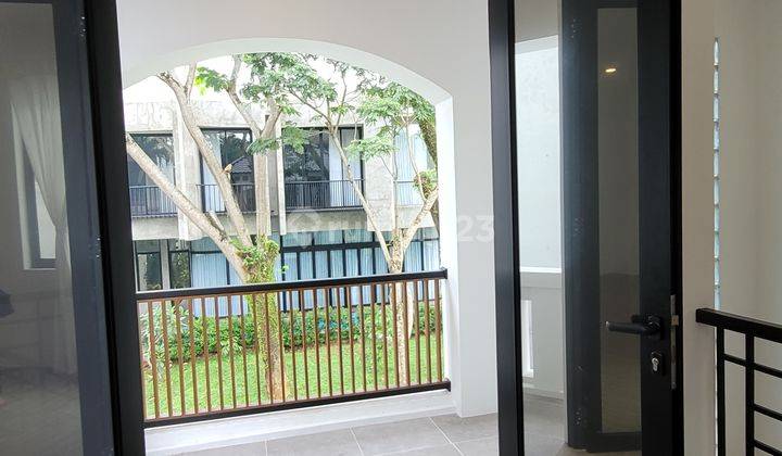 Dijual Rumah Cantik Rapih Di Kawasan Hijau The Green BSD 8