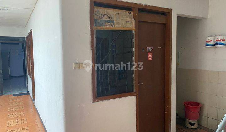 Rumah Semi Furnished SHM di Jalan Manyar Rejo, Surabaya, Surabaya 2