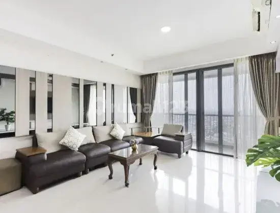 Apartemen St Moritz Tower Royal Suite Unit Bagus di Puri Indah Jakarta Barat 1