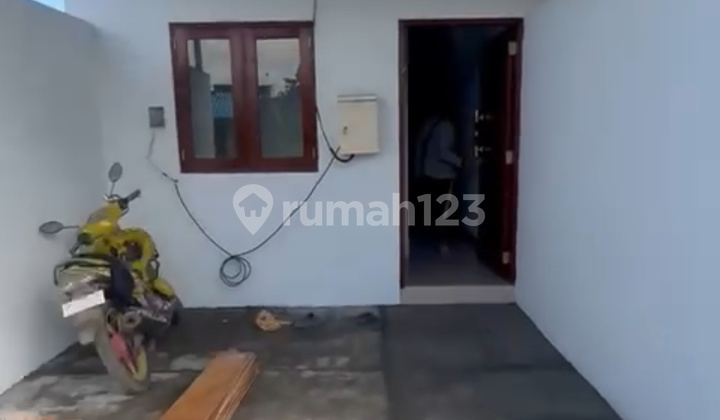 Rumah Minimalis Luas 100 M2 1 Lantai 2 Kamar Tidur Kosongan Di Jalan Sedap Malam Denpasar Timur Rumah Bagus SHM di Jalan Sedap Malam No.1, Kesiman, Denpasar Timur, Kota Denpasar, Bali, Indonesia, 80237, Denpasar Timur