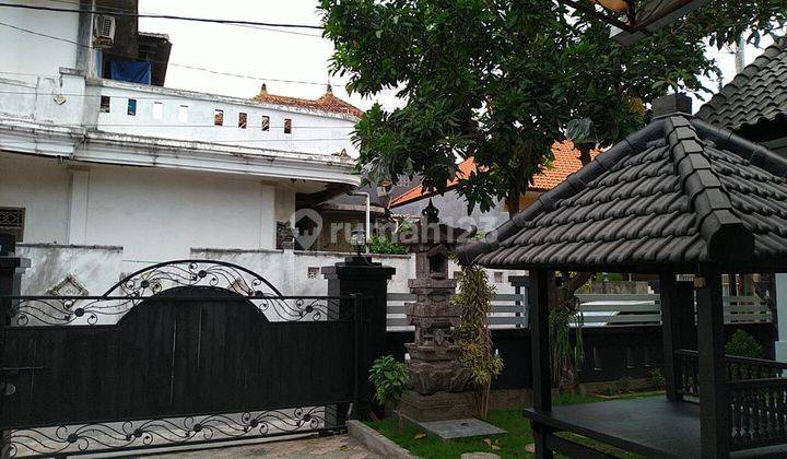 RUMAH 2 LANTAI 3 KAMAR TIDUR DEKAT PANTAI SANUR DI DENPASAR SELATAN 1