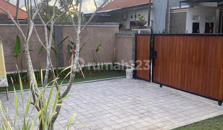 Spacious 400 Villa with Garden, 2 Bedrooms in Nusa Dua