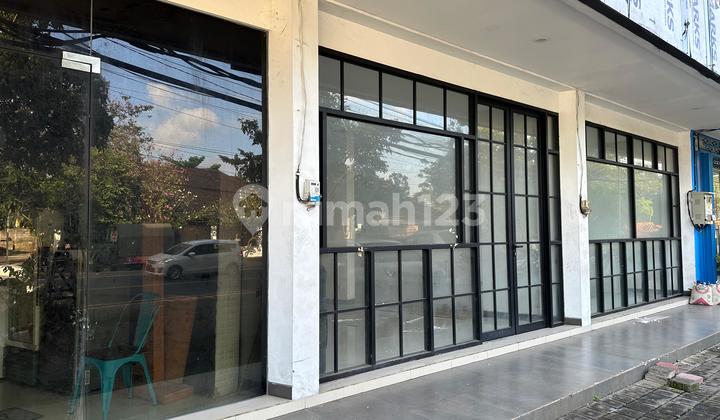 Ruko 3 Lantai Lokasi Strategis Akses Jalan Lebar Ready 3 Unit Cocok Untuk Usaha Di Jimbaran Ruko di Jl. Uluwatu Ii No.88, Jimbaran, Kuta Selatan, Badung, Bali, Indonesia, 80361, Jimbaran 120.0 m² Unfurnished SHM Ruko 3 Lantai Lokasi Strategis Akses Jalan Lebar Ready 3 Unit Cocok Untuk Usaha Di Jimbaran Ruko di Jl. Uluwatu Ii No.88, Jimbaran, Kuta Selatan, Badung, Bali, Indonesia, 80361, Jimbaran 120.0 m² Unfurnished SHM