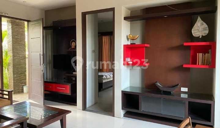 Villa Luas 200 M Furnished Kamar Tidur 3 Dekat Gwk di Jimbaran