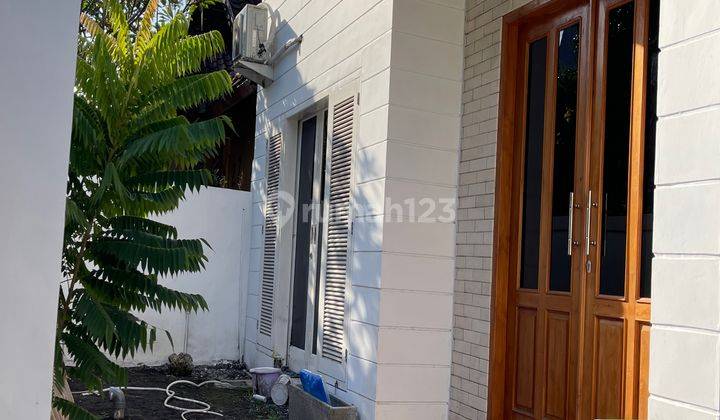 Rumah Baru 3 Lantai Ada Rooftop Dekat Fasilitas Umum Di Jimbaran Unfurnished Baru SHM - Sertifikat Hak Milik di Jalan Nuansa Udayana, Jimbaran Rumah 2