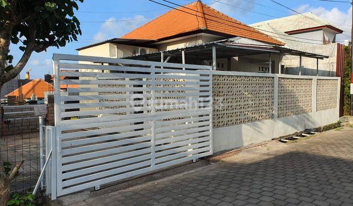 Rumah Luas 1 Lantai Garasi 5 Mobil 2 Motor Di Jimbaran Rumah Unfurnished Bagus SHM - Sertifikat Hak Milik di Nuansa Ring Bukit , Jimbaran 1