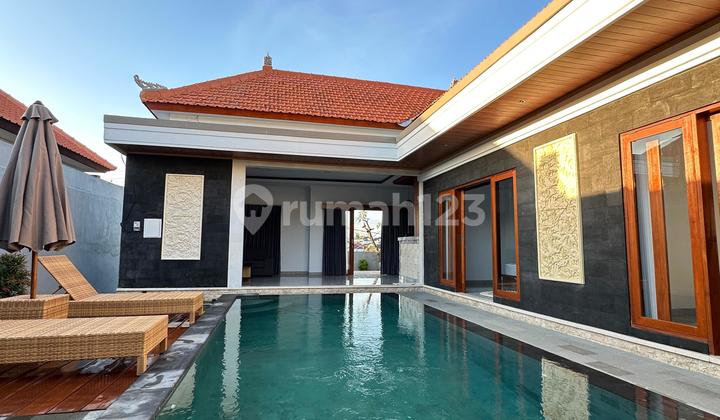 Villa Baru Luas 300 M2 2 Kamar Tidur Ada Private Pool Fully Furnished Di Perumahan Bina Mumbul Benoa Kuta Selatan Vila di Perumahan Bina Mumbul Permai, Gg. Melati L Blok L No.12, Benoa, Kuta Selatan, Badung, Bali, Indonesia, 80361, Nusa Dua Villa Baru Luas 300 M2 2 Kamar Tidur Ada Private Pool Fully Furnished Di Perumahan Bina Mumbul Benoa Kuta Selatan Vila di Perumahan Bina Mumbul Permai, Gg. Melati L Blok L No.12, Benoa, Kuta Selatan, Badung, Bali, Indonesia, 80361, Nusa Dua